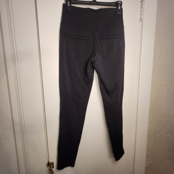 ATHLETA Delancey ShineTight Leggings Faux Leather Front, Zip Pockets Sz Small - Picture 6 of 11